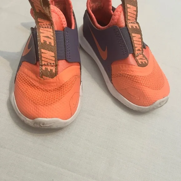 Nike Child Flex Runner Athletic Shoe Gray Orange Peach Size Child/Infant 5 - Picture 2 of 5